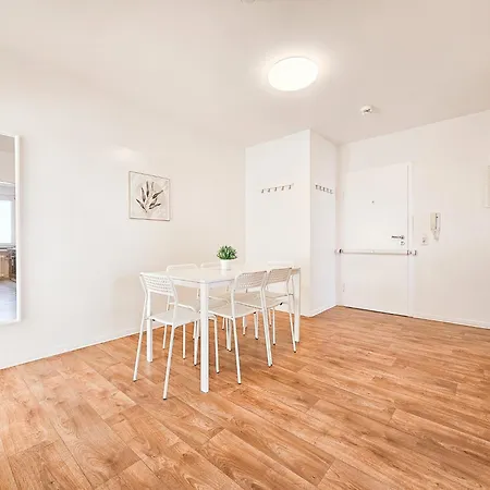 Raj Living - 1 Or 3 With Balcony - 20 Min Messe Dus & Airport Dus Meerbusch