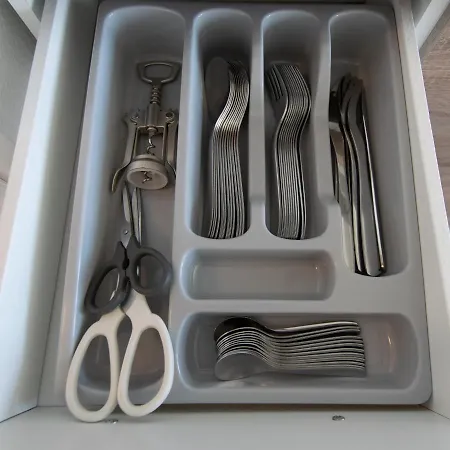 Tolstov - 1 Or 3 With Balcony - 20 Min Messe Dus & Airport Dus