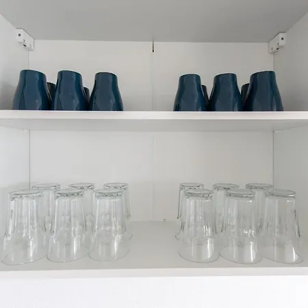 Tolstov - 1 Or 3 With Balcony - 20 Min Messe Dus & Airport Dus Apartmán