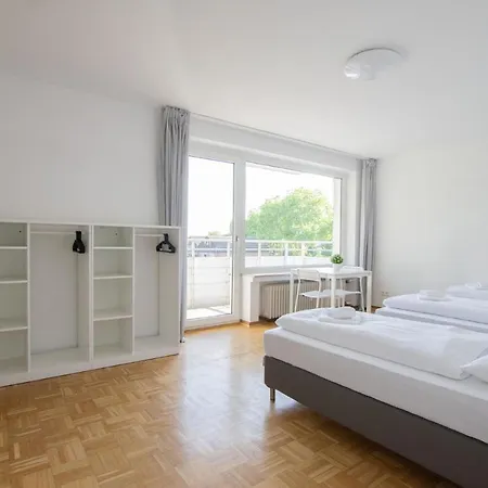 Raj Living - 1 Or 3 With Balcony - 20 Min Messe Dus & Airport Dus Apartment Meerbusch