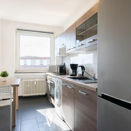 Raj Living - 1 Or 3 With Balcony - 20 Min Messe Dus & Airport Dus *