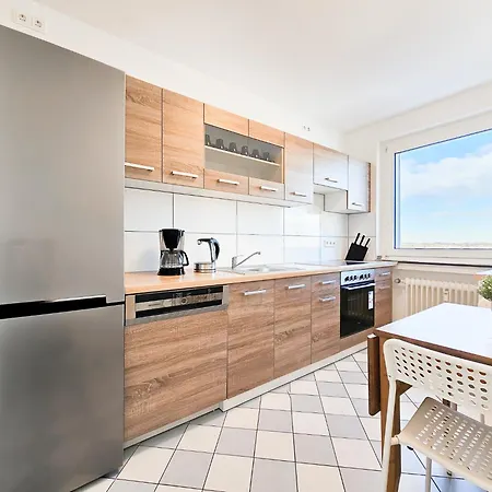 Raj Living - 1 Or 3 With Balcony - 20 Min Messe Dus & Airport Dus