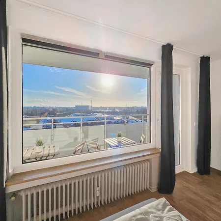 Raj Living - 1 Or 3 With Balcony - 20 Min Messe Dus & Airport Dus