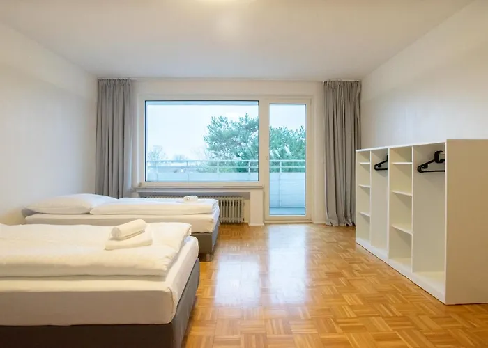 דירה Tolstov - 1 Or 3 With Balcony - 20 Min Messe Dus & Airport Dus *