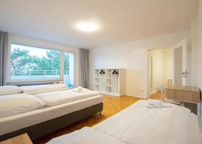 Tolstov - 1 Or 3 With Balcony - 20 Min Messe Dus & Airport Dus * Meerbusch