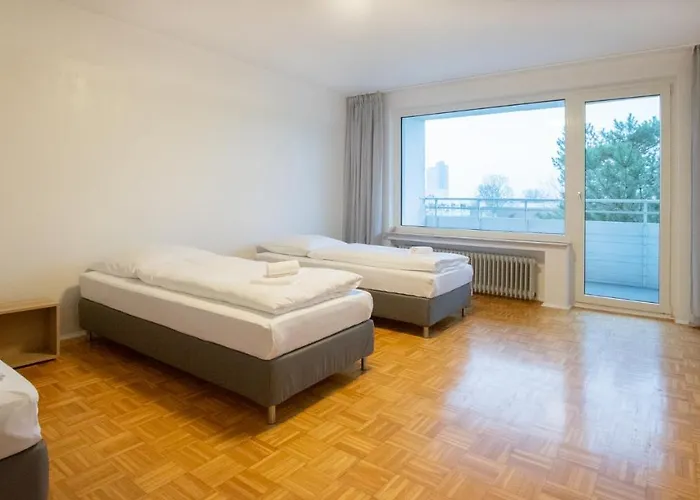 Tolstov - 1 Or 3 With Balcony - 20 Min Messe Dus & Airport Dus * Meerbusch