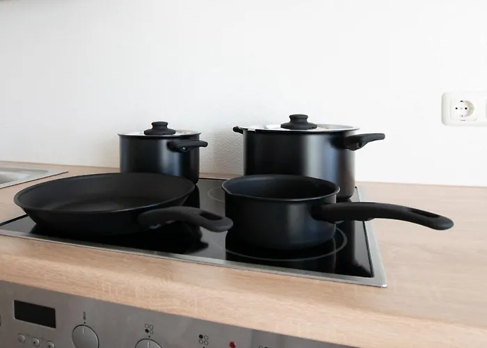 Tolstov - 1 Or 3 With Balcony - 20 Min Messe Dus & Airport Dus *