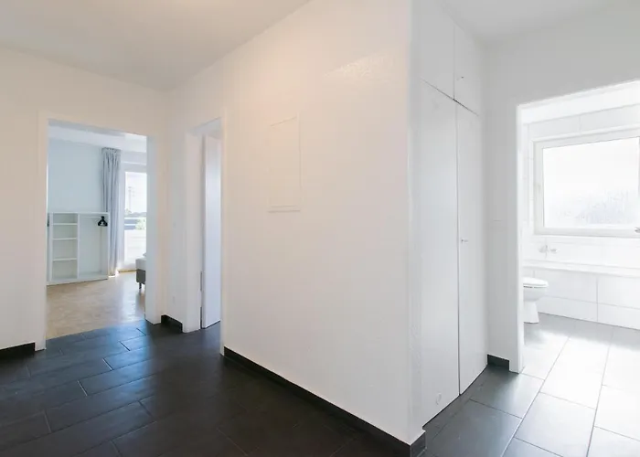 Tolstov - 1 Or 3 With Balcony - 20 Min Messe Dus & Airport Dus Lejlighed Meerbusch