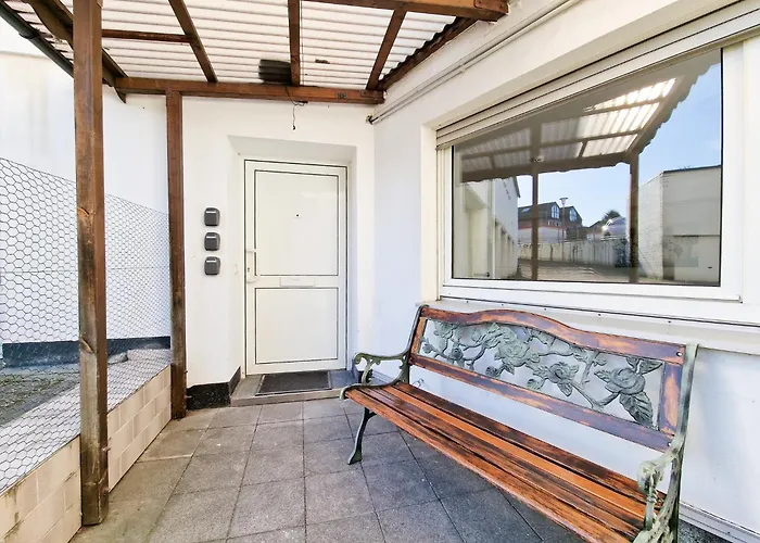 Tolstov - 1 Or 3 With Balcony - 20 Min Messe Dus & Airport Dus *