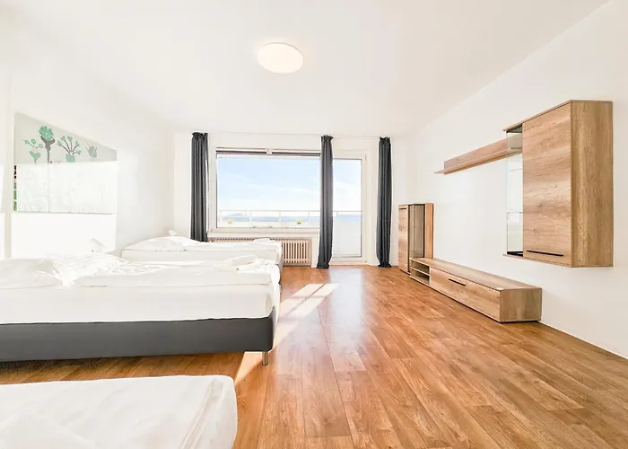 דירה Tolstov - 1 Or 3 With Balcony - 20 Min Messe Dus & Airport Dus *